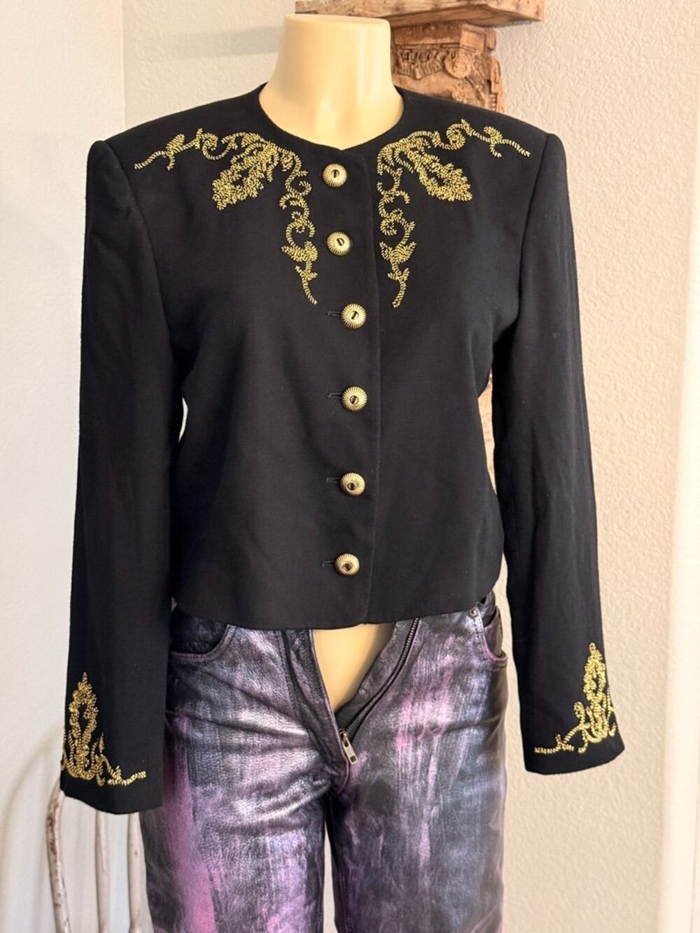 EVAN -PICONE 1980's Gold Accent Stitching w/Gold Buttons Waist Length Jacket